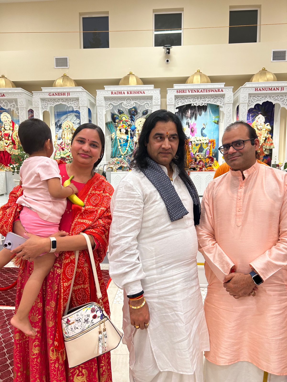 Shanti Path & Universal Harmony — Chanting the Dyau Shanti mantra invoking peace in the skies, earth, waters, medicinal herbs, and all beings.